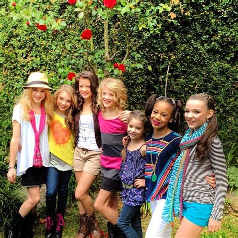chloe maddie brooke paige mackenzie nia and kendall from dance moms dance mums watch