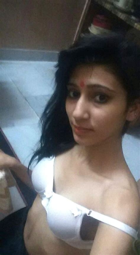 desi beautiful college girl boobs teasing selfies indian