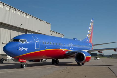 southwests  boeing   wows employees