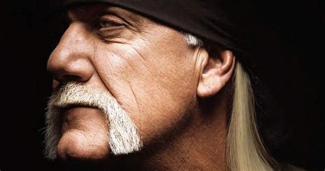 Hulk Hogan Returns To Wwe Hulk Hogan Hulk Moustache
