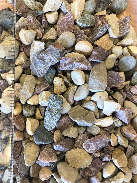 landscaping stones decorative rock  granite rocks quartizite large selection