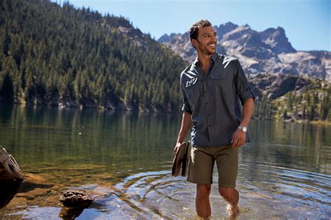 What To Wear Hiking In Summer The Ultimate Guide To Hiking Clothes Riset