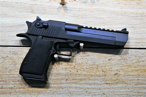 magnum desert eagle  mag adelbridge