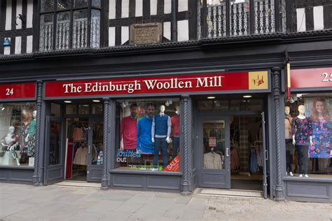 edinburgh woollen mill collapses  administration