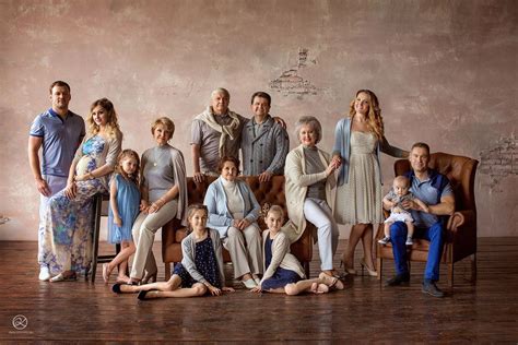 nastya okolot family portrait poses studio family portraits large family