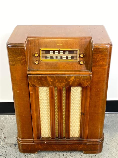 lot vintage philco radiorecord player model