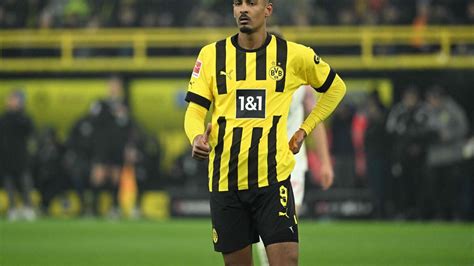 football recovered   cancer sebastien haller  replayed