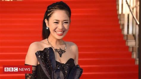 a estrela pornô japonesa que virou sensação entre jovens na china bbc