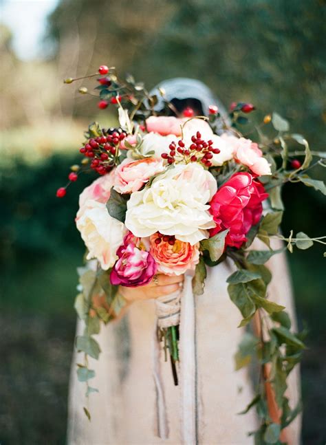 intimate wedding inspiration in the south of france flower bouquet