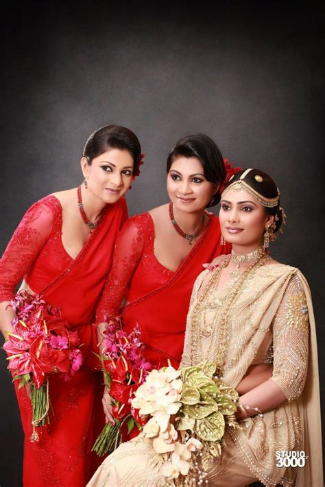 sri lankan kandyan bride saree bridesmaid saree