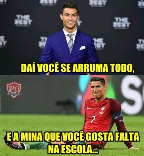 Pin De Daniel Alves Em Futebol Ousado E Alegre Memes Engraçados