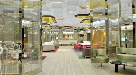 Лаборатория «коoperaция» объединяет молодых композиторов и драматургов на территории. BNP Paribas '2 Opera' branch in Paris - Verzun Luxury Real Estate Broker