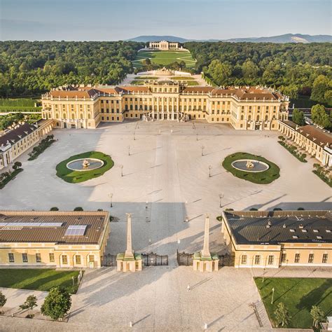 schoenbrunn palace vienna