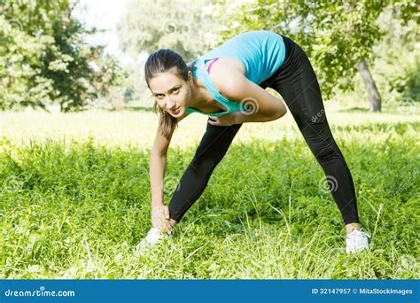 Fitness Girl Outdoor Stock Image Image Of Beautiful 32147957