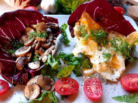 ruehrei mit champignons und frischem salat rezepte kochrezepte