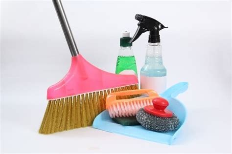 cleaning   smart cleaning dedicated  people     cry