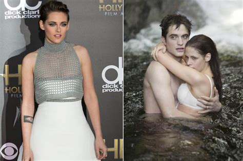Kristen Stewart Calls Twilight Sex Scene With Robert