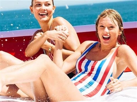 taylor swift hard nip pokies and side boob at her lesbo pool party