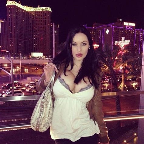 veronica black flbp buxom veronicablack instagram sexy curves sultry cleavage