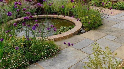 create  tranquil relaxing garden paving direct
