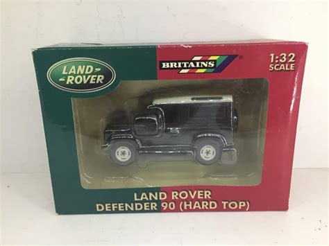 toy models britains land rover defender  hard top edward white model scenery