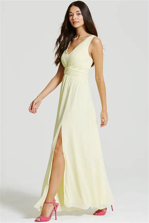 maxi dresses  perfect choice   type  body shapes