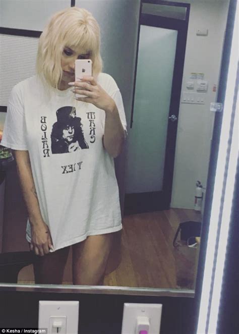 Kesha Makes Heartfelt Psa About Eating Disorders Daily Mail Online