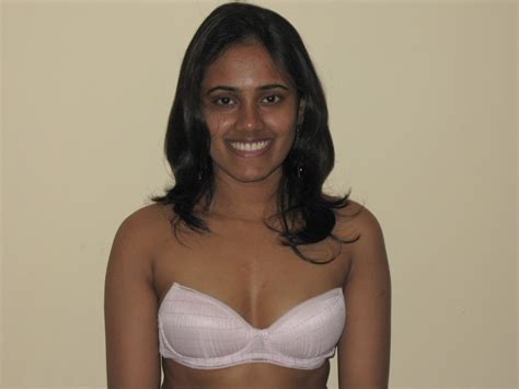 bihari sexy bhabi show sexy panty pics bra remove hd gallery