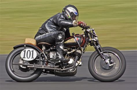file indian cc motorcycle vintage racing jpg wikimedia