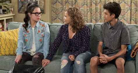 Netflix S One Day At A Time Needs To Rethink How They Portray Elena