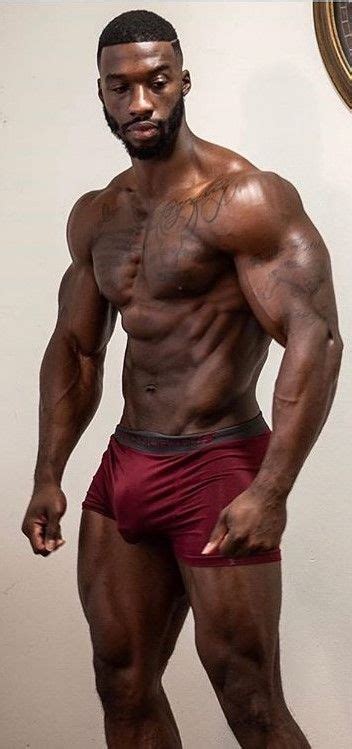 Pin On Muscular Men