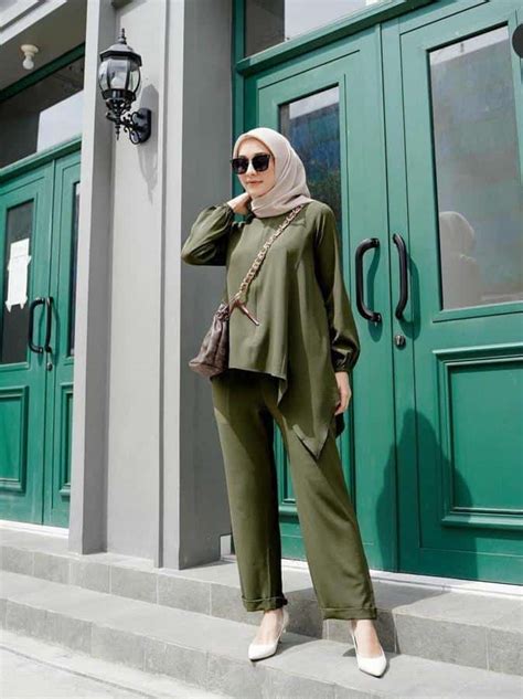 Baju Hijau Lumut Cocok Dengan Jilbab Warna Apa Desain Baju Pengantin