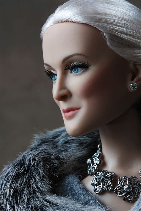 tonner doll company to debut collection in the likeness of