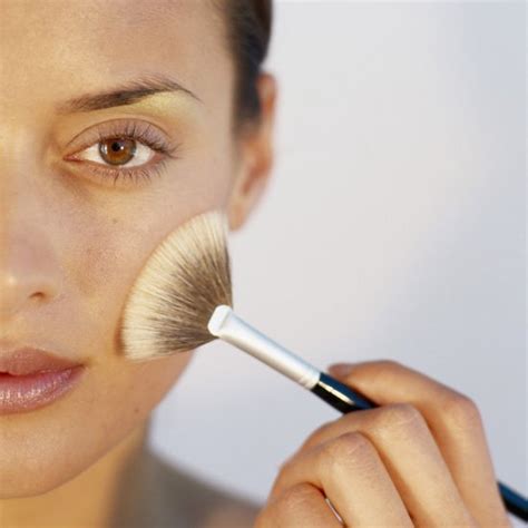 how to use a fan brush to apply makeup popsugar beauty