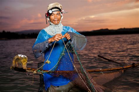 bryan alano tells  story  fishermen   philippines