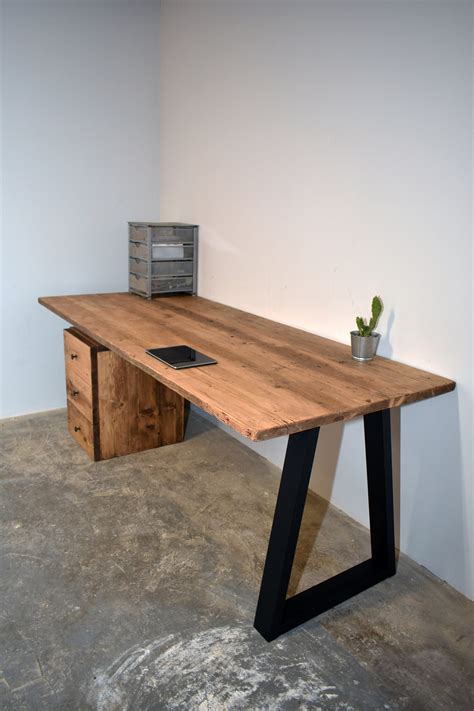 dark wood desk setup ubicaciondepersonascdmxgobmx