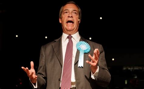 brexit party set  win  votes  pro remain parties combined polling reveals