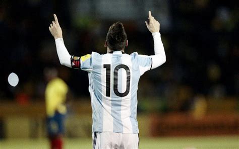 the messiah football reacts to lionel messi s argentina heroics