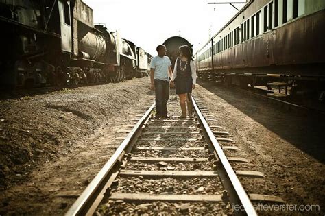 railway couple