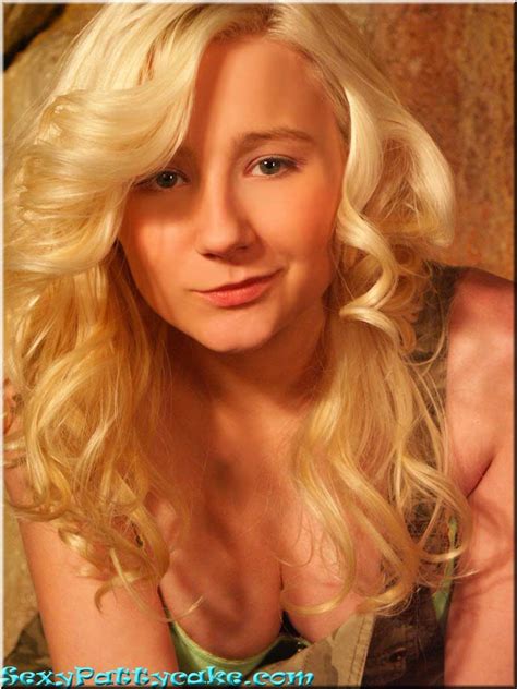 busty blonde teen in camo pichunter