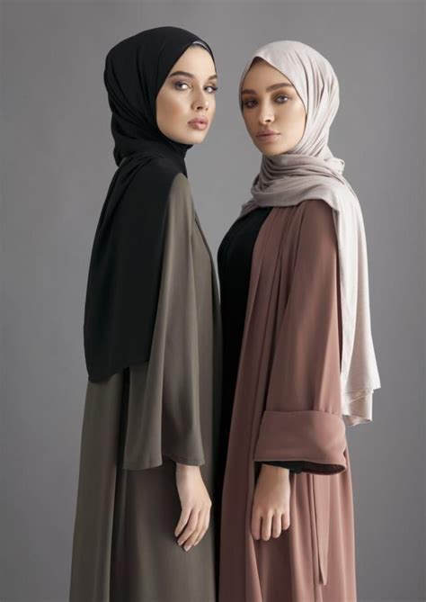 Pin By S A N A On Hijab In 2020 Fashion Islamic Fashion Muslimah