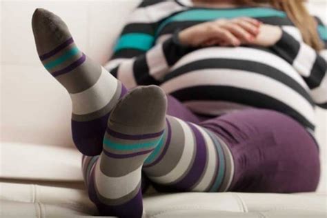 compression socks during pregnancy pregnant chicken