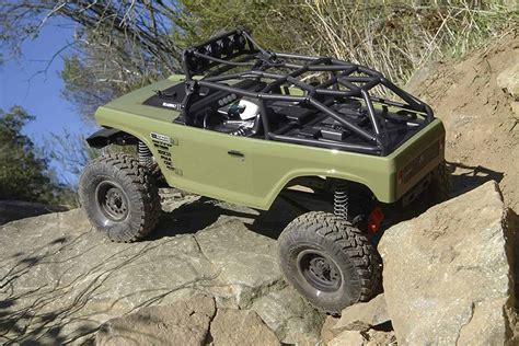 rc rock crawlers buying guide autowise