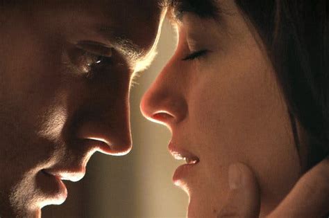 review in ‘fifty shades of grey movie sex is a knotty
