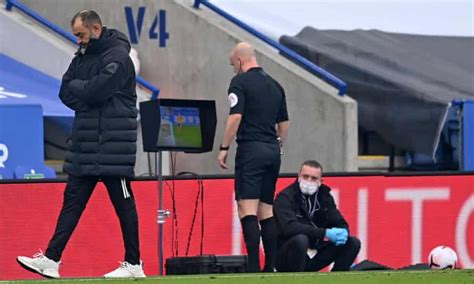 we have lost the plot hackett criticises var and