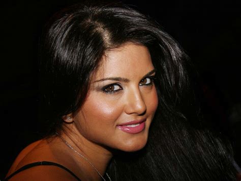sunny leone hd wallpaper ~ my 24news and entertainment