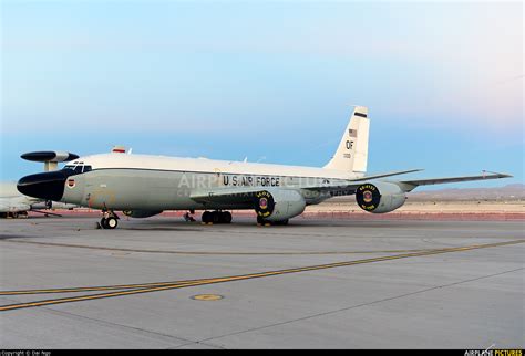 usa air force boeing tc  rivet joint  nellis afb photo id  airplane