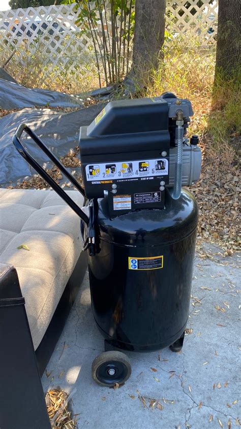 Harbor Freight 21 Gal Air Compressor Non Working For Sale