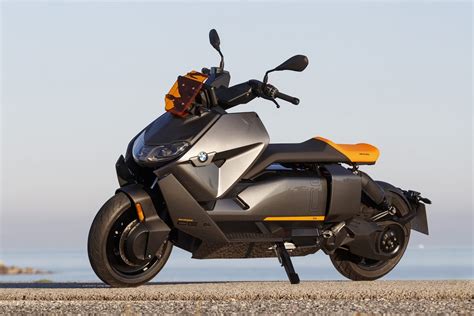bmw ce  test review motorcycle world