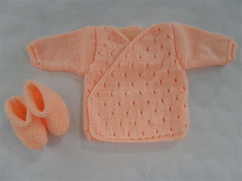 brassiere bebe tricot explications